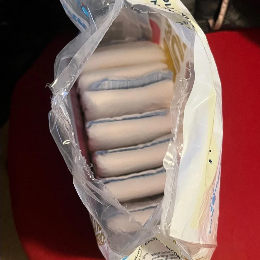 8 Individual Diapers - Medium Ultra Protection Disposable Dog Diapers